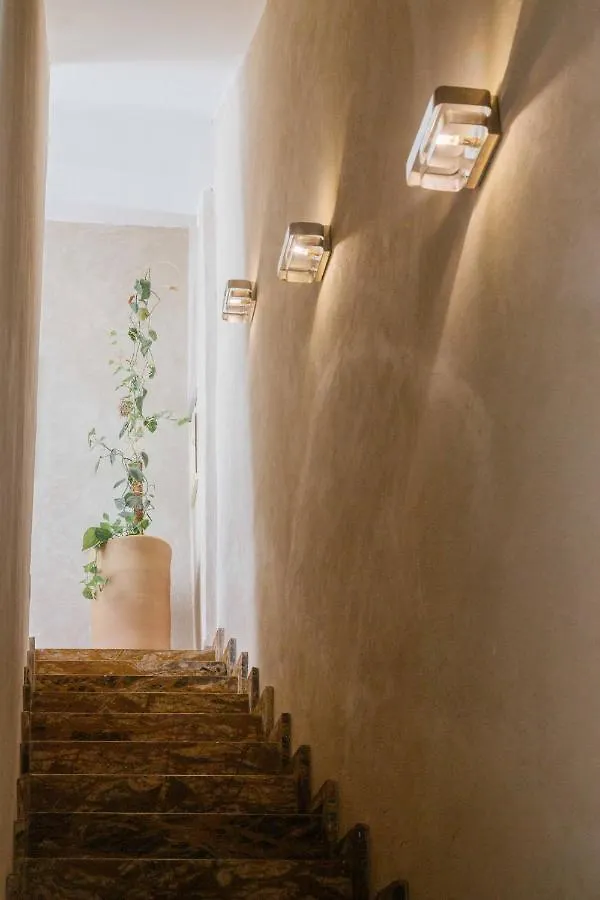 77 By Riad Club Марракеш